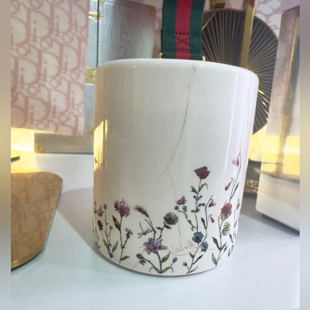 LAST 1 Miss Dior Candle 💗🌸🌼 - Picture 4 of 4